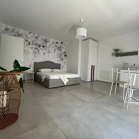 Nina Bed & Breakfast *